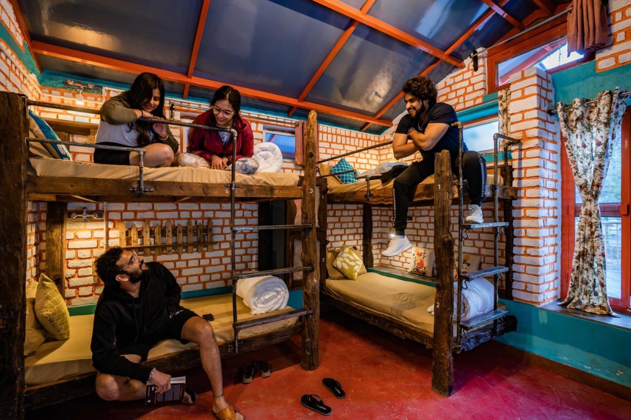 Zostel Mussoorie- Kempty Hostel Mussoorie