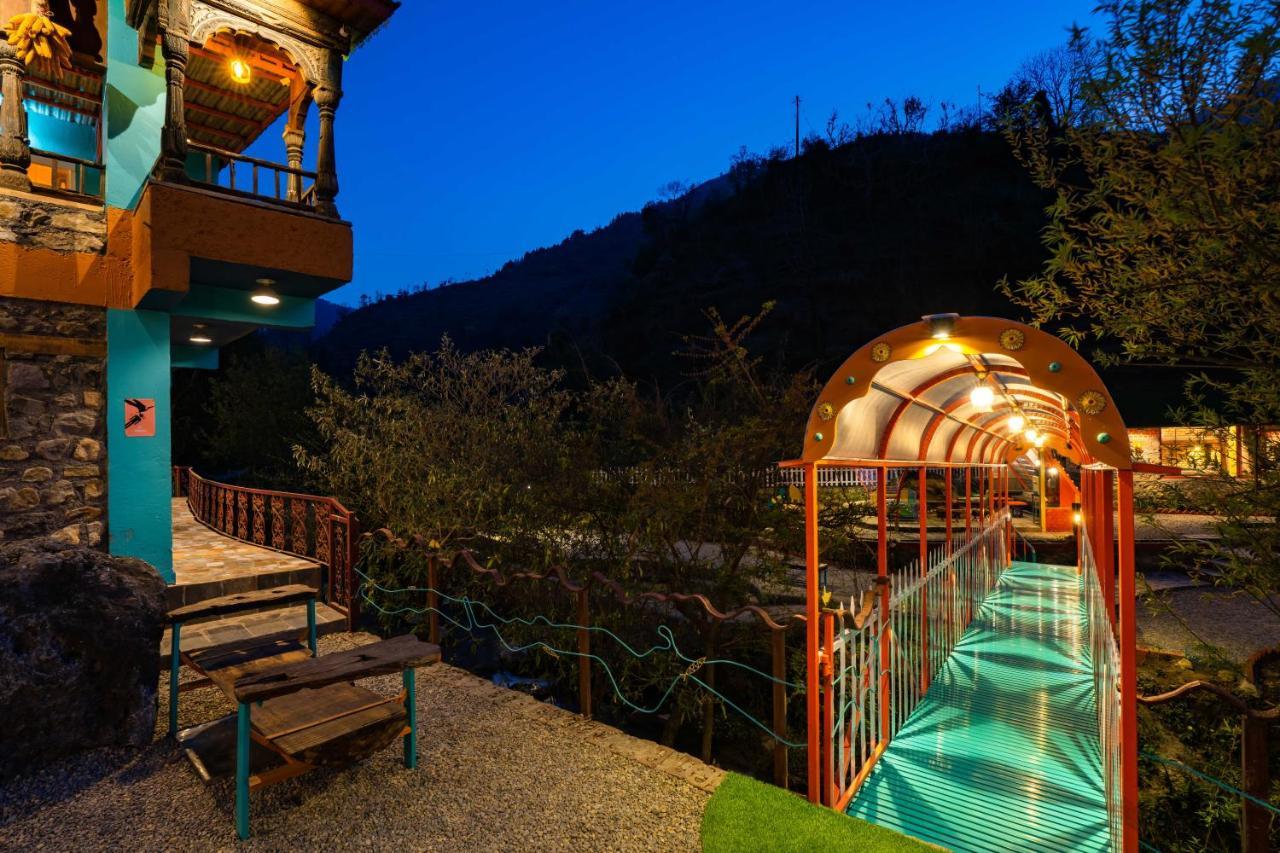 Zostel Mussoorie- Kempty * Mussoorie